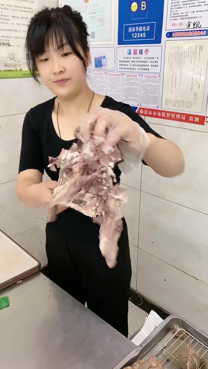 刘总吃牛头肉羊下水场面超诱人