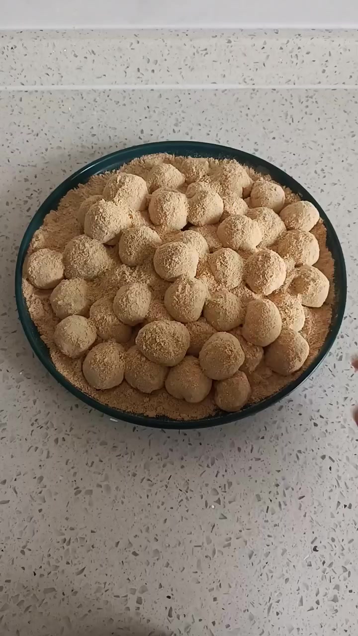 在家自制软糯筋道糯米糍粑做法超简单