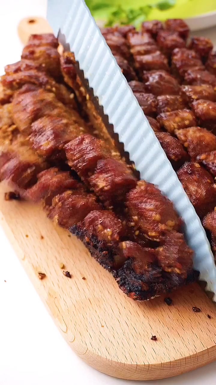 烤后脆皮超诱人,外酥里嫩,裹生菜一绝