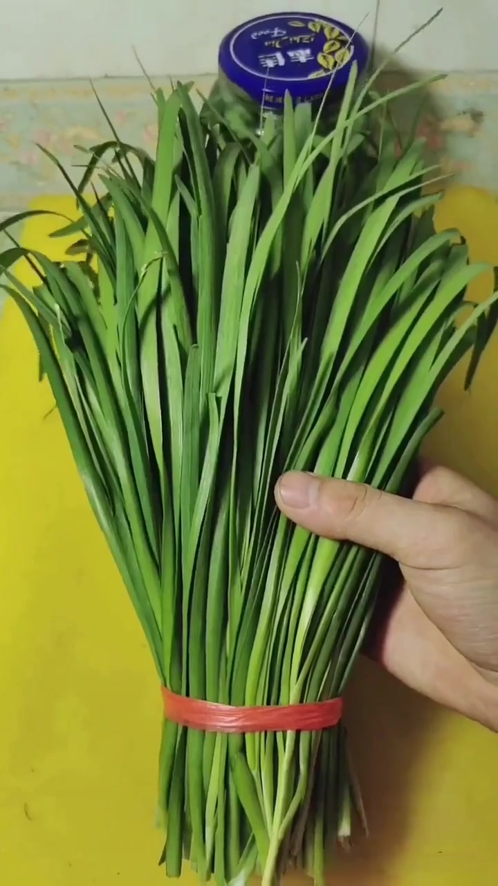 韭菜新吃法！这样做丸子，过年必备！