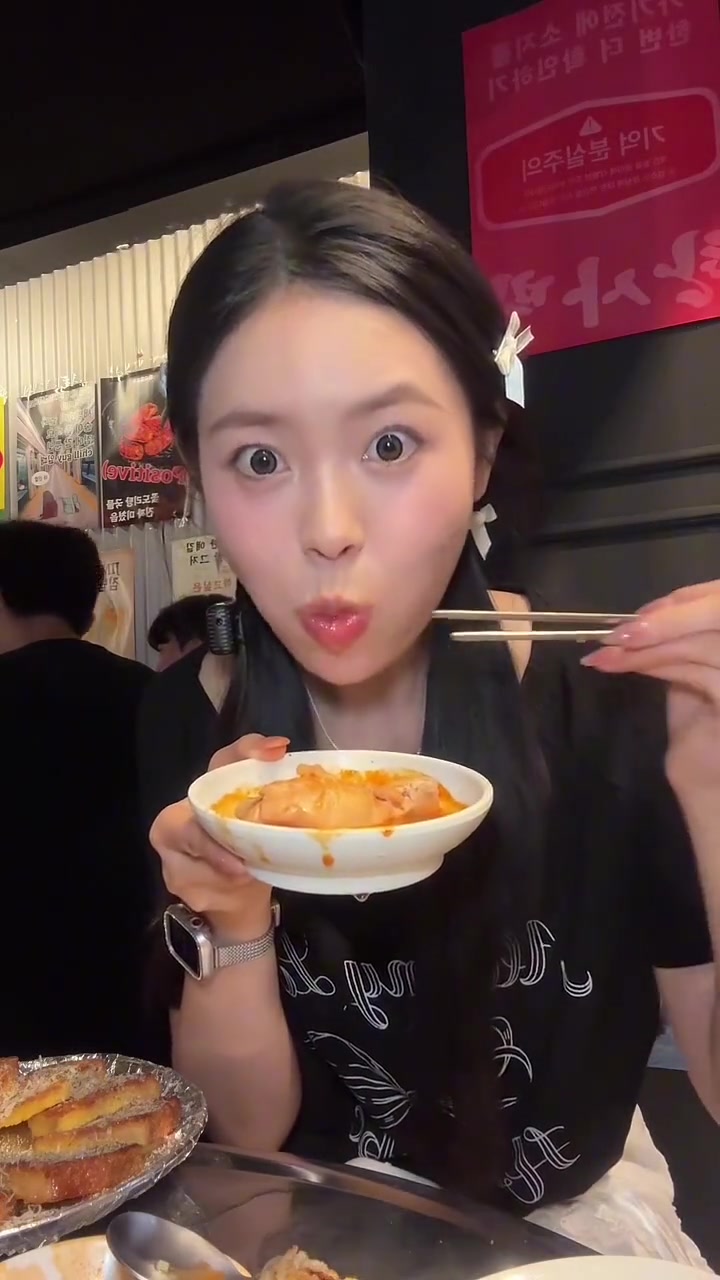 韩国夜宵大排档美食～小吃种类好多！