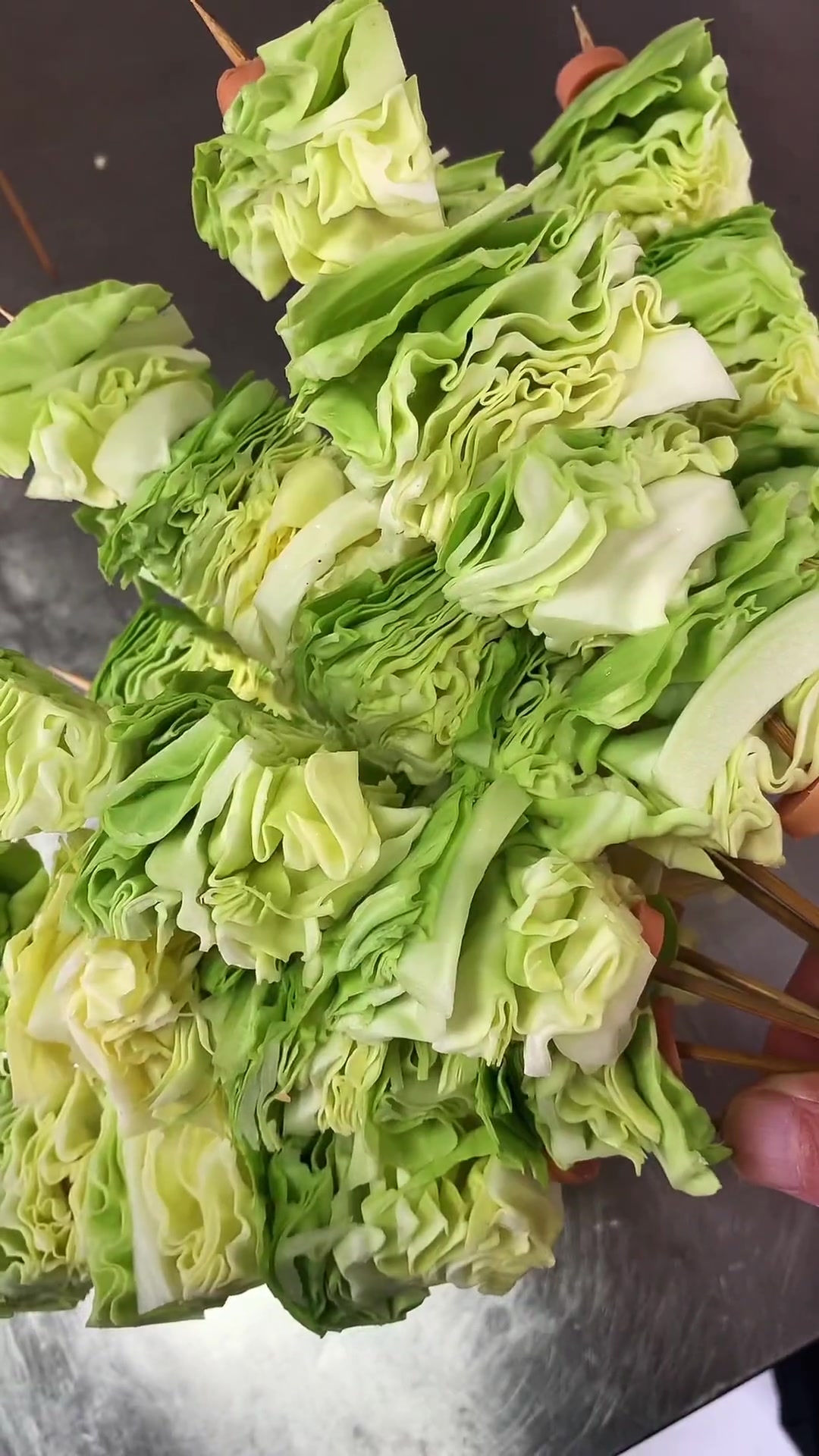 炸串中的卷心菜串制手法