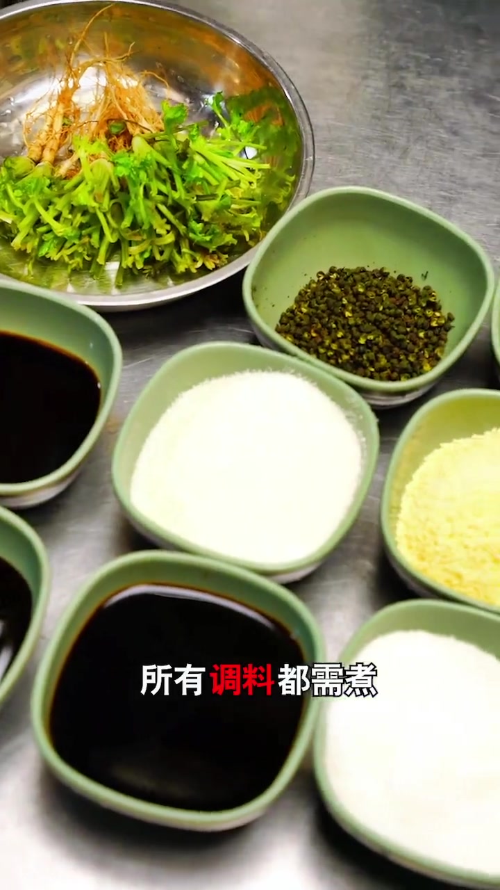 在家就能做泡椒凤爪，照着做不怕学不会