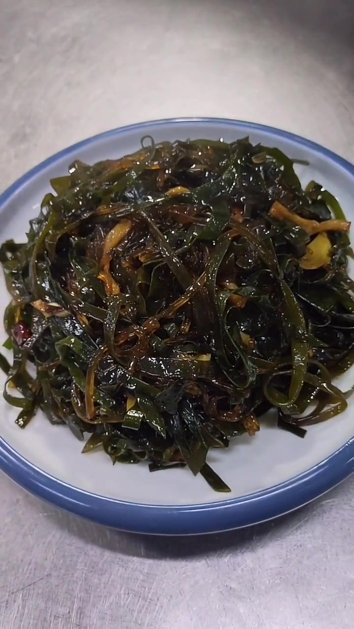 海带肉丝炒粉条制作教程