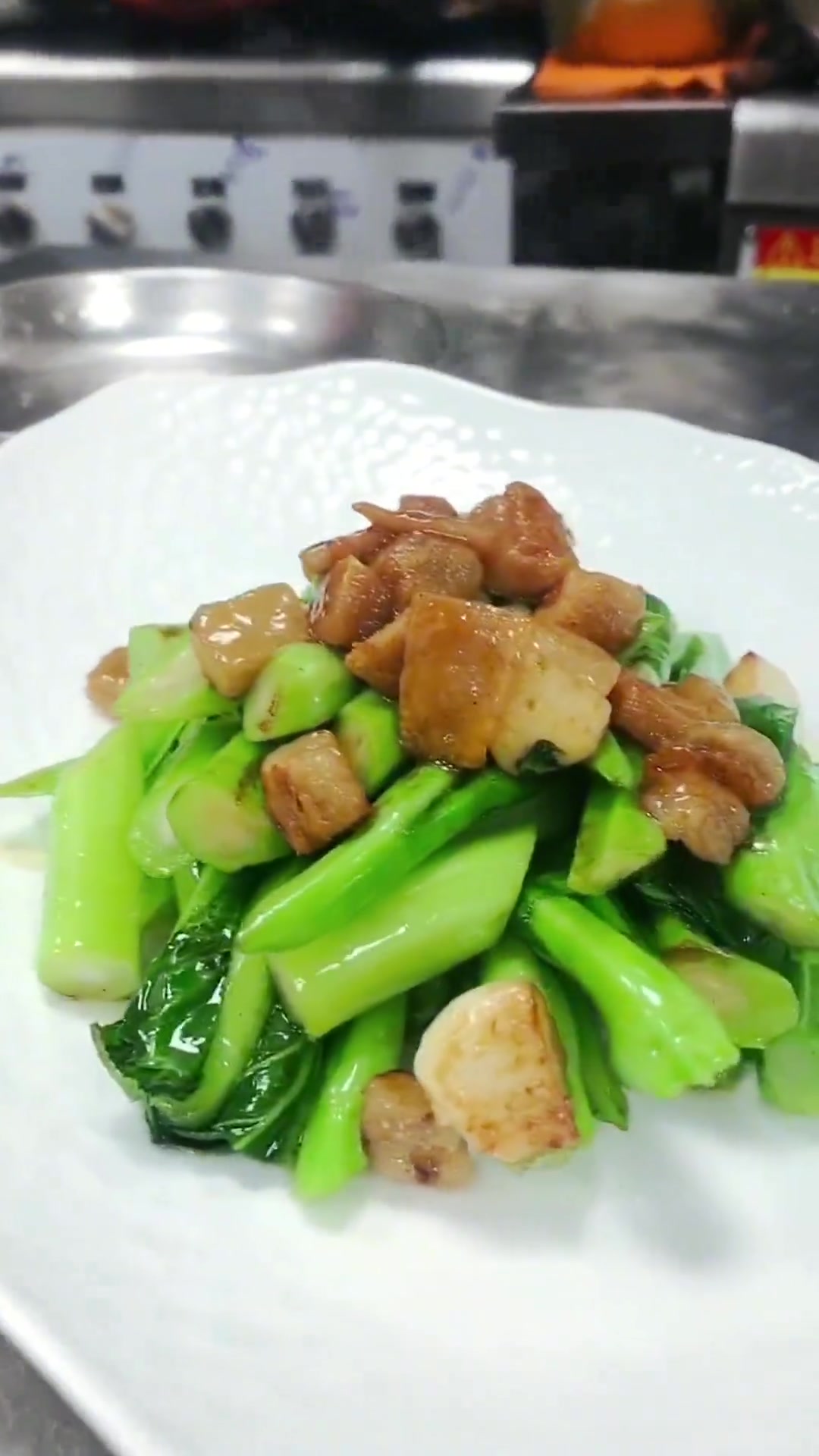 山东人做粤村菜,每天更新菜品,来个生炒广东菜心