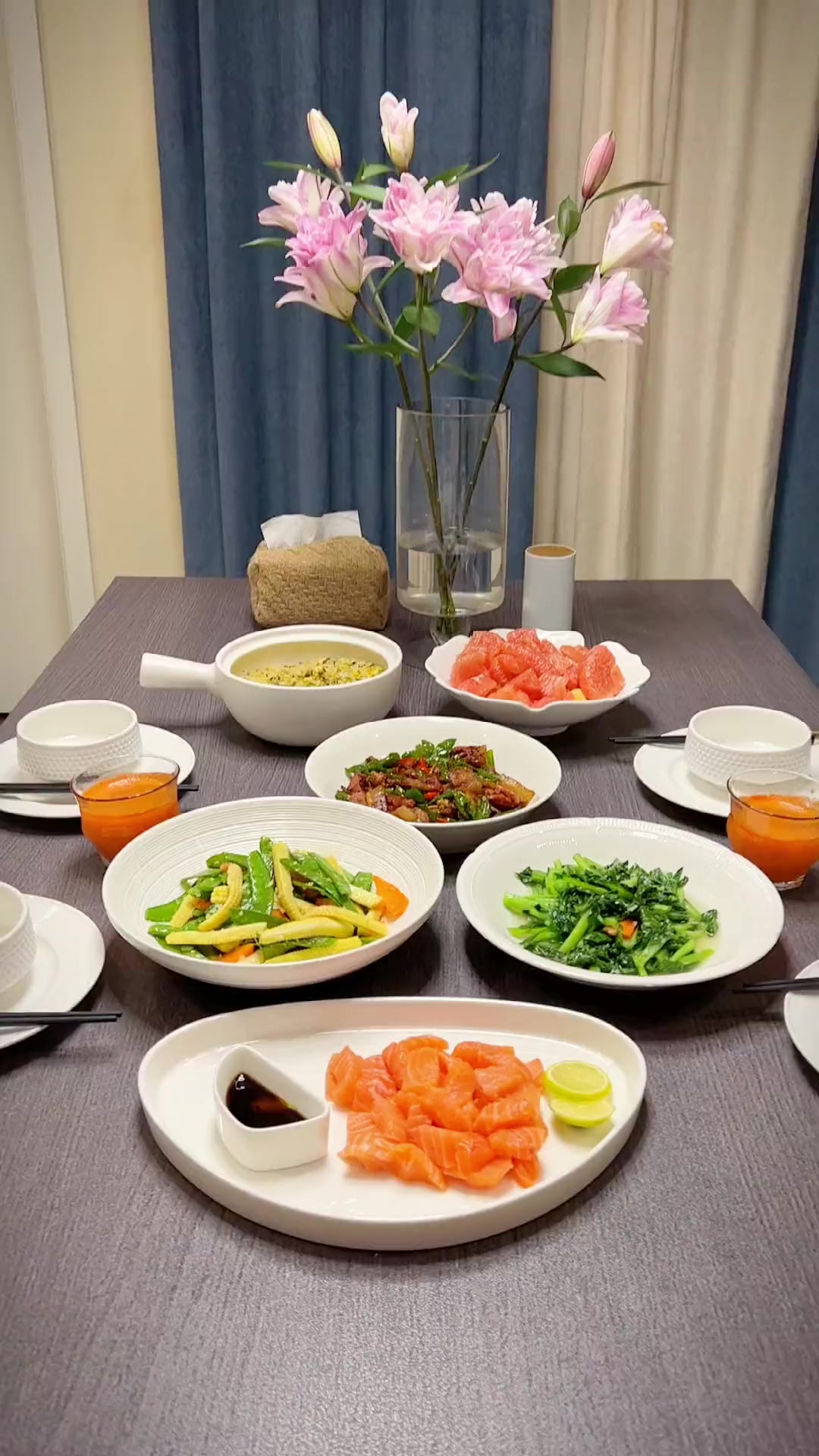 虚度时光的慢生活，不慌不忙的做自己想做能做且喜欢的事，就是最好的生活！今日份辣椒小炒肉雪菜