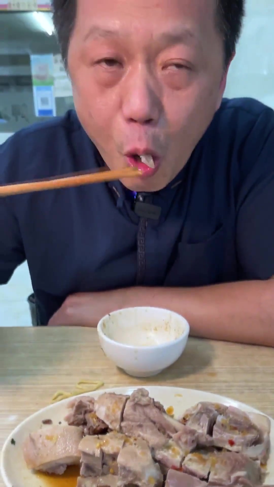 难得可以吃到食材新鲜汤头浓郁的沙茶面，还有漳州龙海口味的咸水鸭和土笋冻，值得一试！