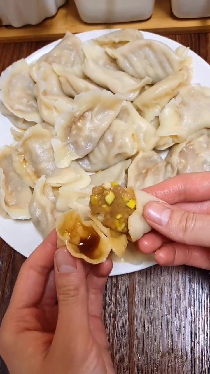 菜品推荐-蒜黄饺子,这样的饺子你吃过吗?