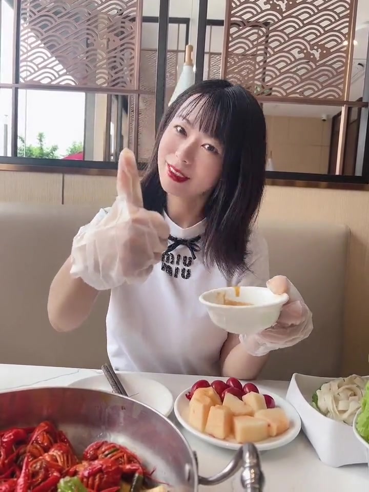 蟹味小龙虾你吃过吗?吃完还能涮火锅