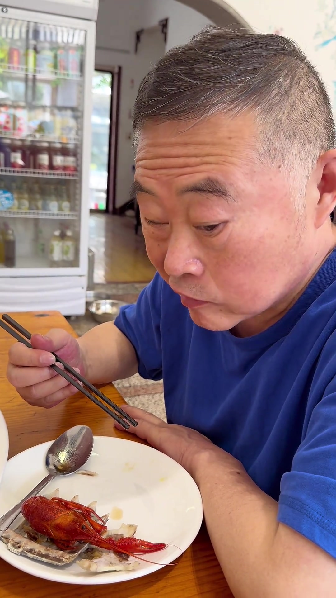 苏州郊区农家小院,酸酸甜甜的松鼠桂鱼,炖煮数小时的甲鱼