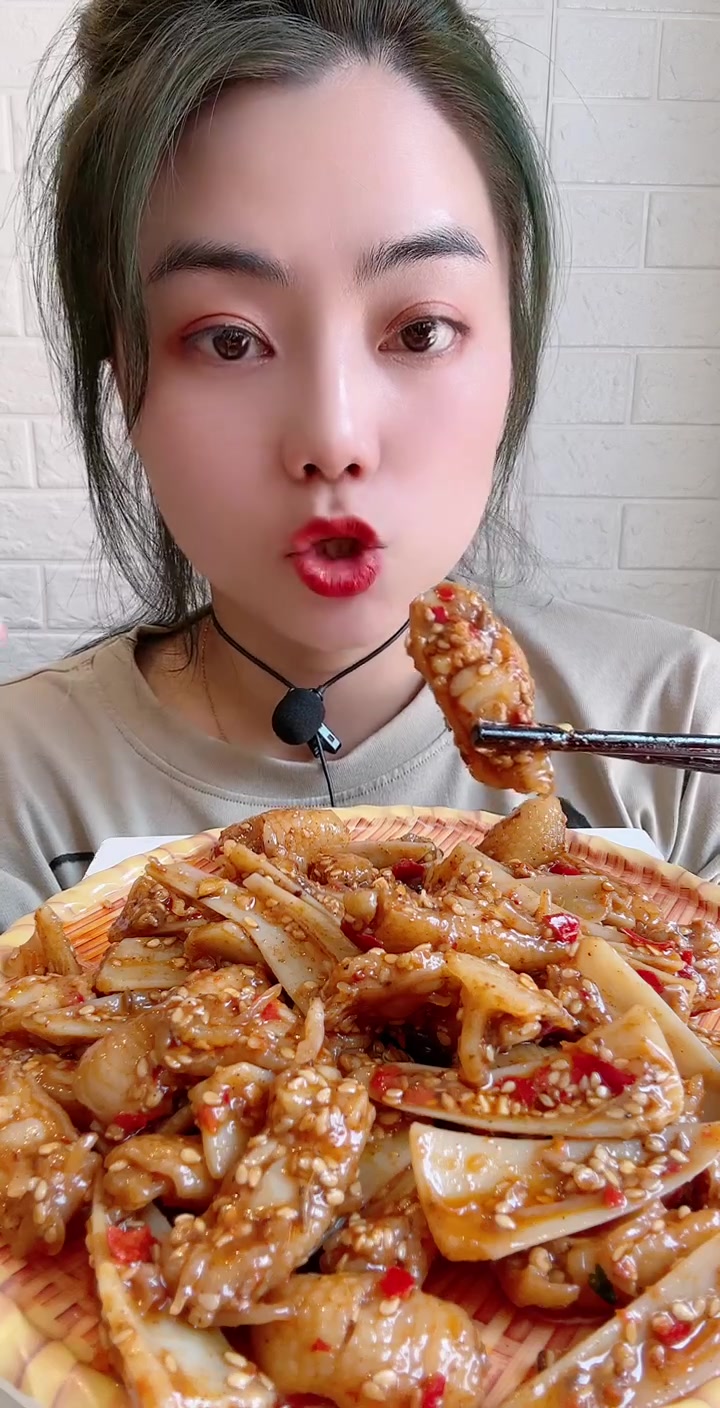 宝子们常问的犄角筋，到底是鸡爪的哪个部位？