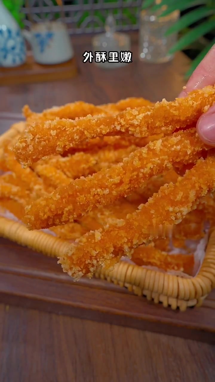 孩子想吃炸鸡柳？在家做，口感酥脆超好吃！