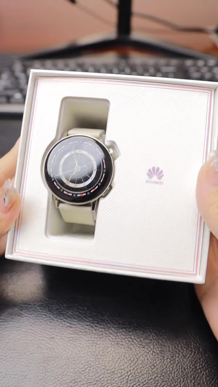 华为新款女款白天鹅手表