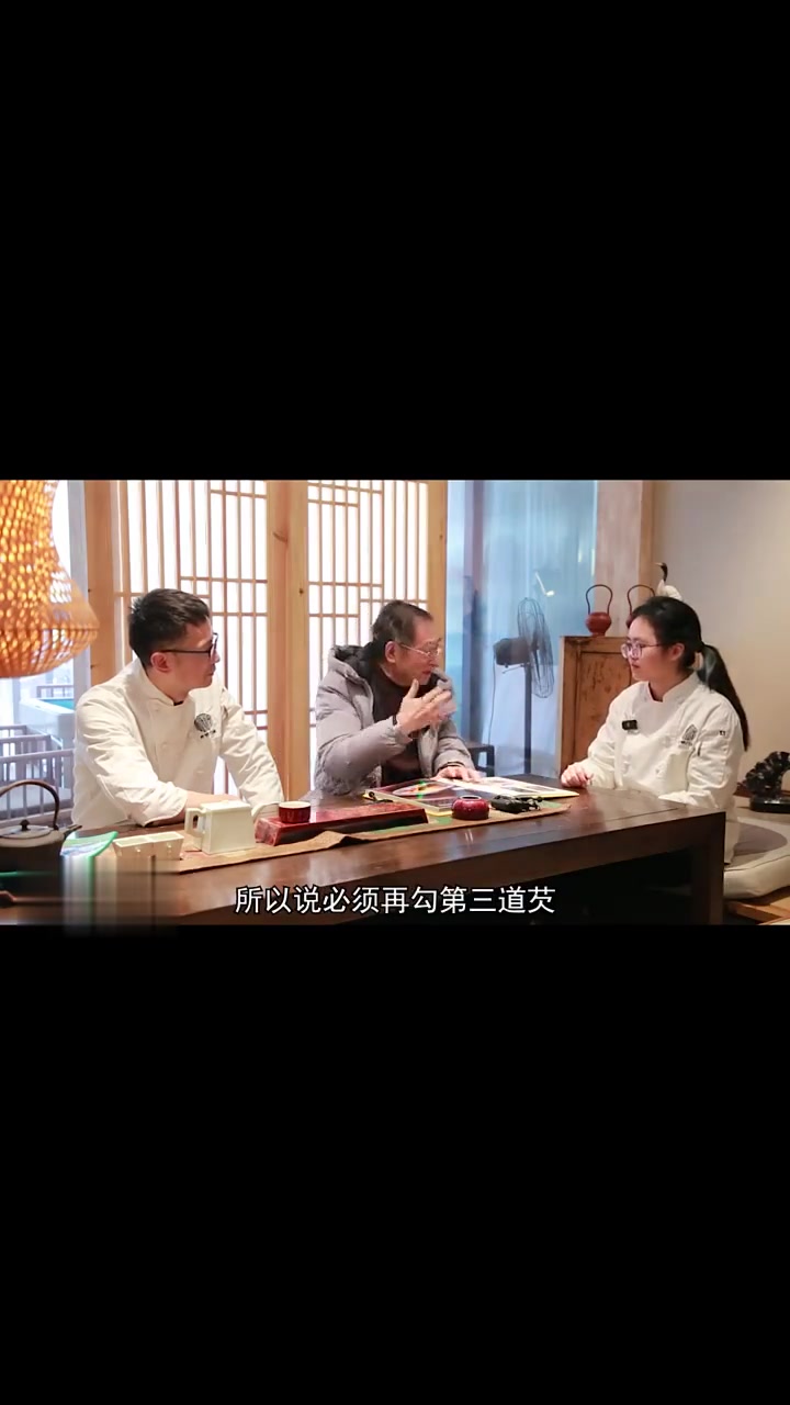 麻、辣、整、酥、嫩，速来get麻婆豆腐制作诀窍，三次勾芡很重要