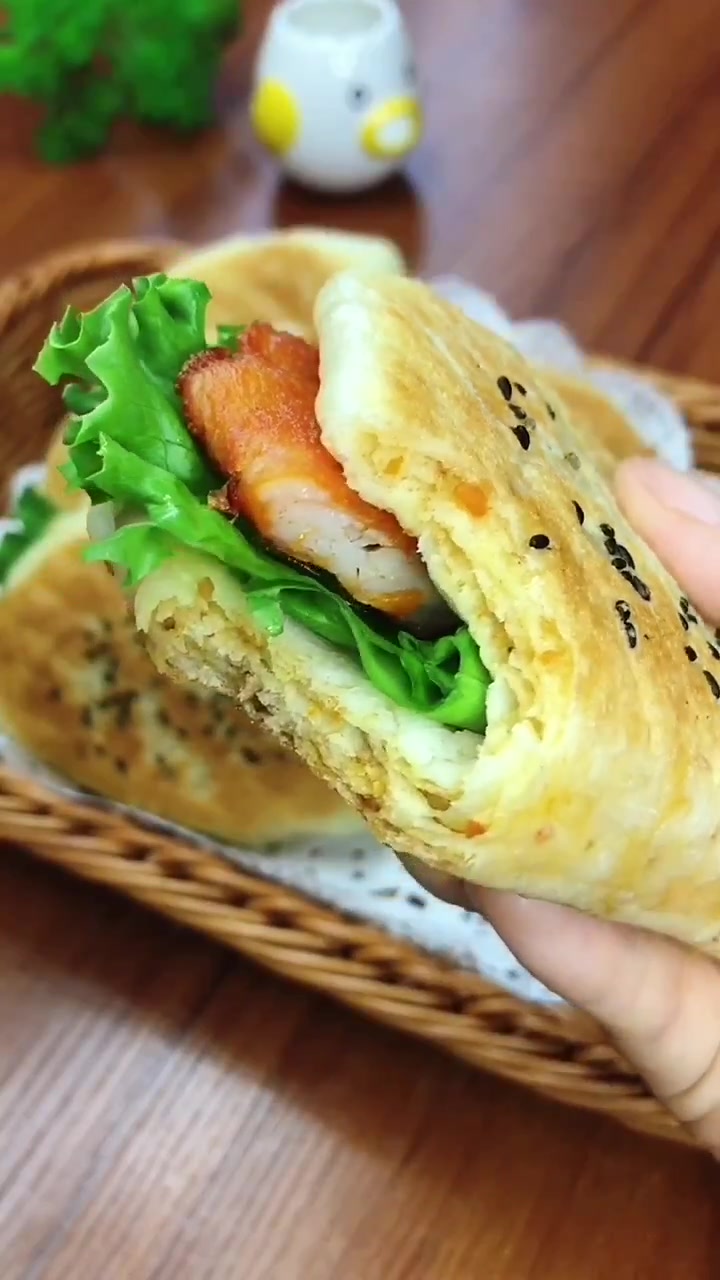 超简单!加啥都好吃的发面烧饼教程来啦