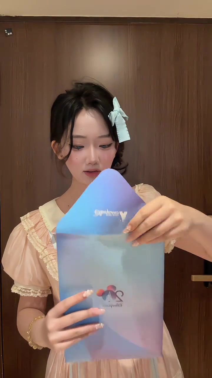 终于收到，香港迪士尼20周年，奇妙派对邀请