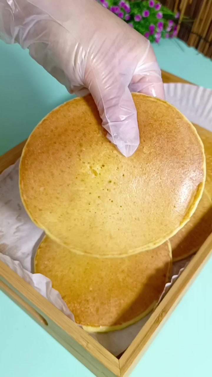 超简单奶香玉米饼做法，松软香甜，手不粘面快收藏！