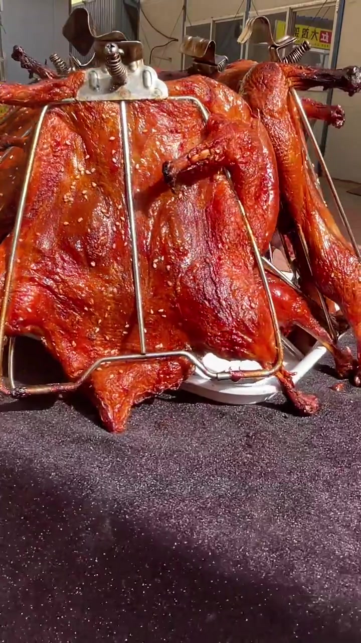 烤鸭秘籍！颜色味道超赞，腌制烤制全攻略！