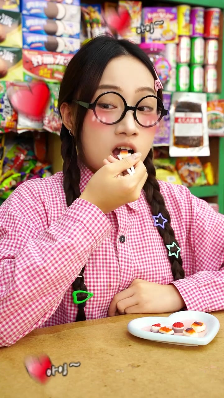 寿司软糖也太萌了!QQ 弹弹的,水果味超浓郁～零食推荐   糖果   软糖