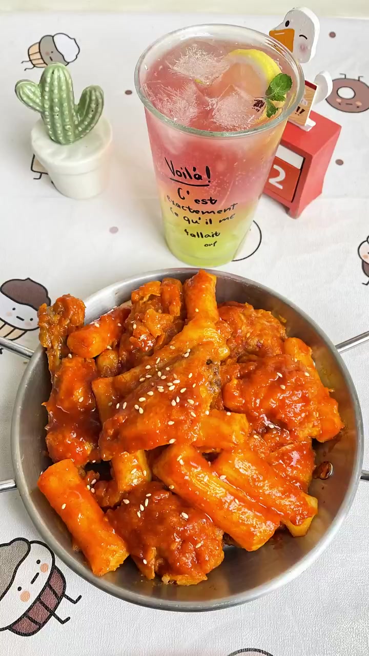 没人能拒绝深夜裹满酱汁的炸鸡!