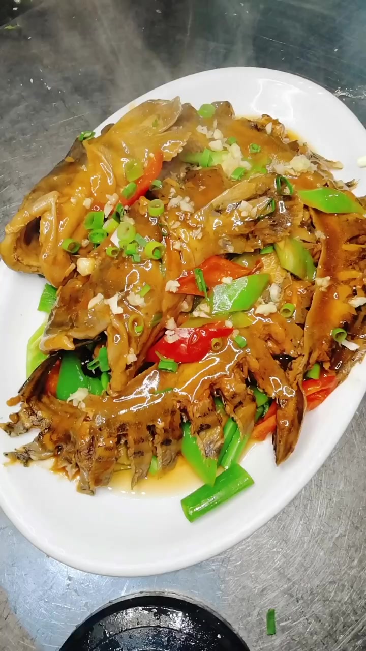 又好看又好吃的酱嫩海绵鱼教程，赶紧学起来！