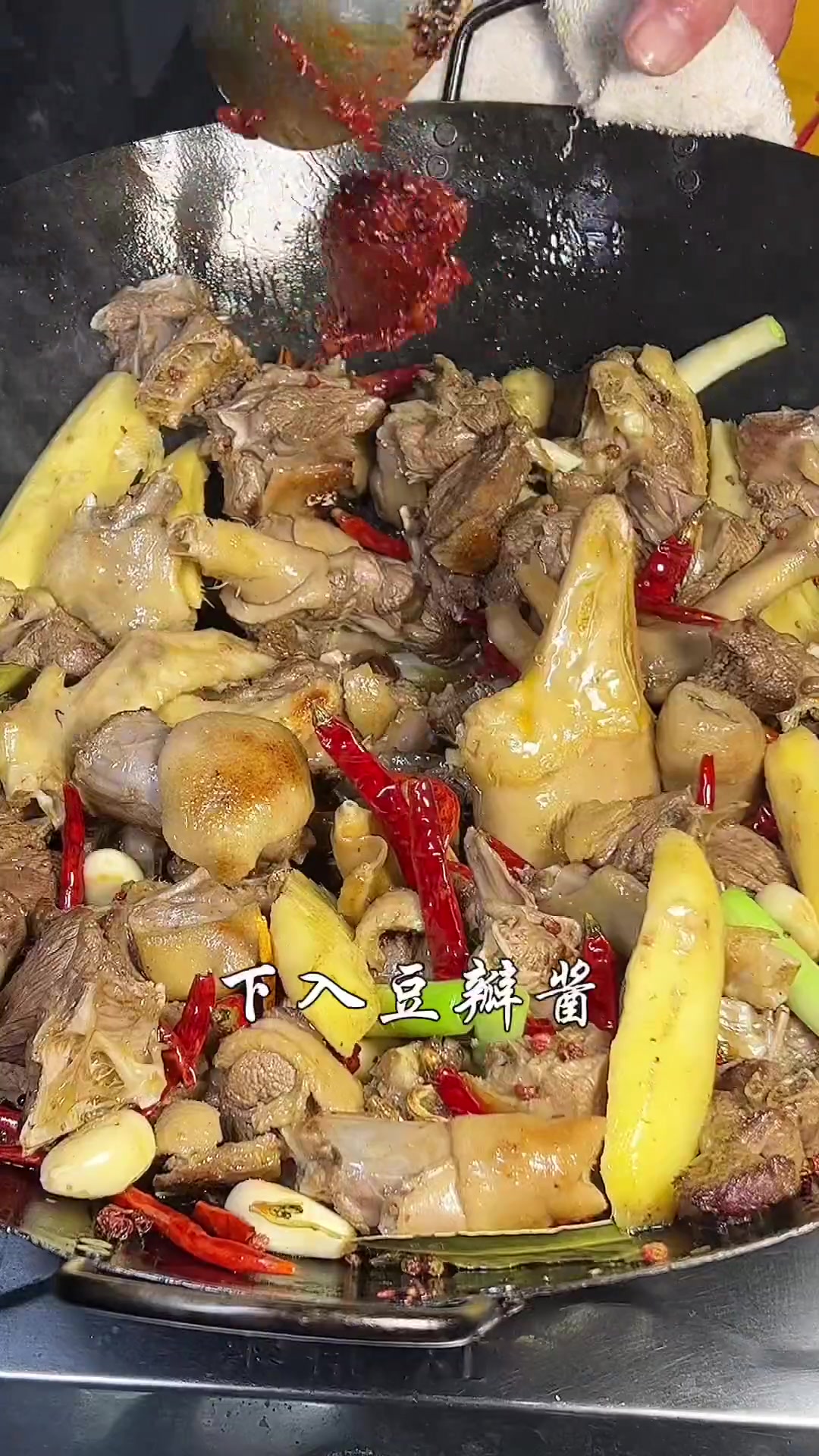 饭店做的红烧老鹅在家怎么去复刻出来呢？