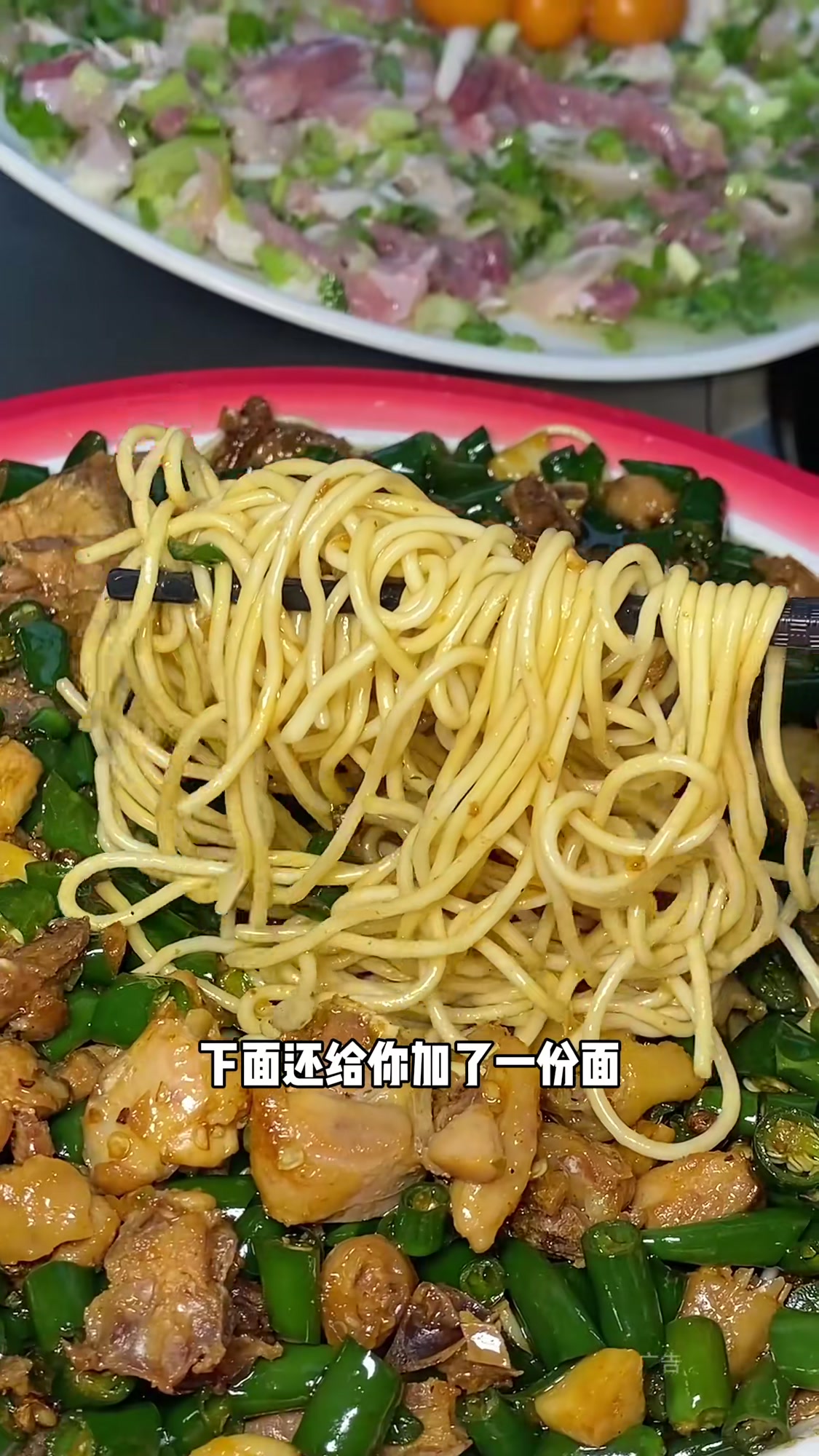 简阳美食，空运文昌鸡火锅，滋味鲜美令人回味