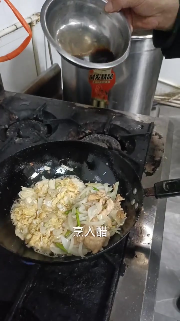 80年代老做法!山西古语人老鸡蛋炒小拉面教程