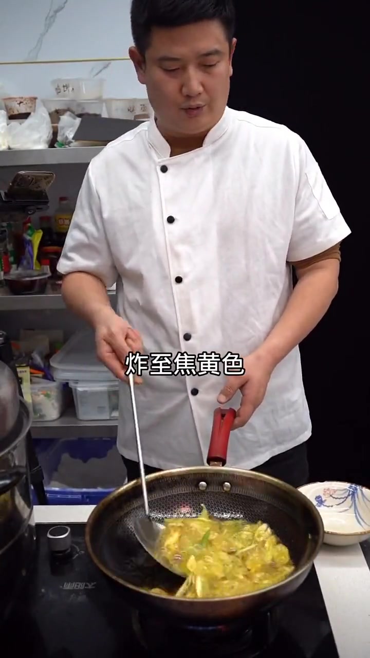 学会这招！在家也能做出超好吃的传统红烧猪肉刀削面