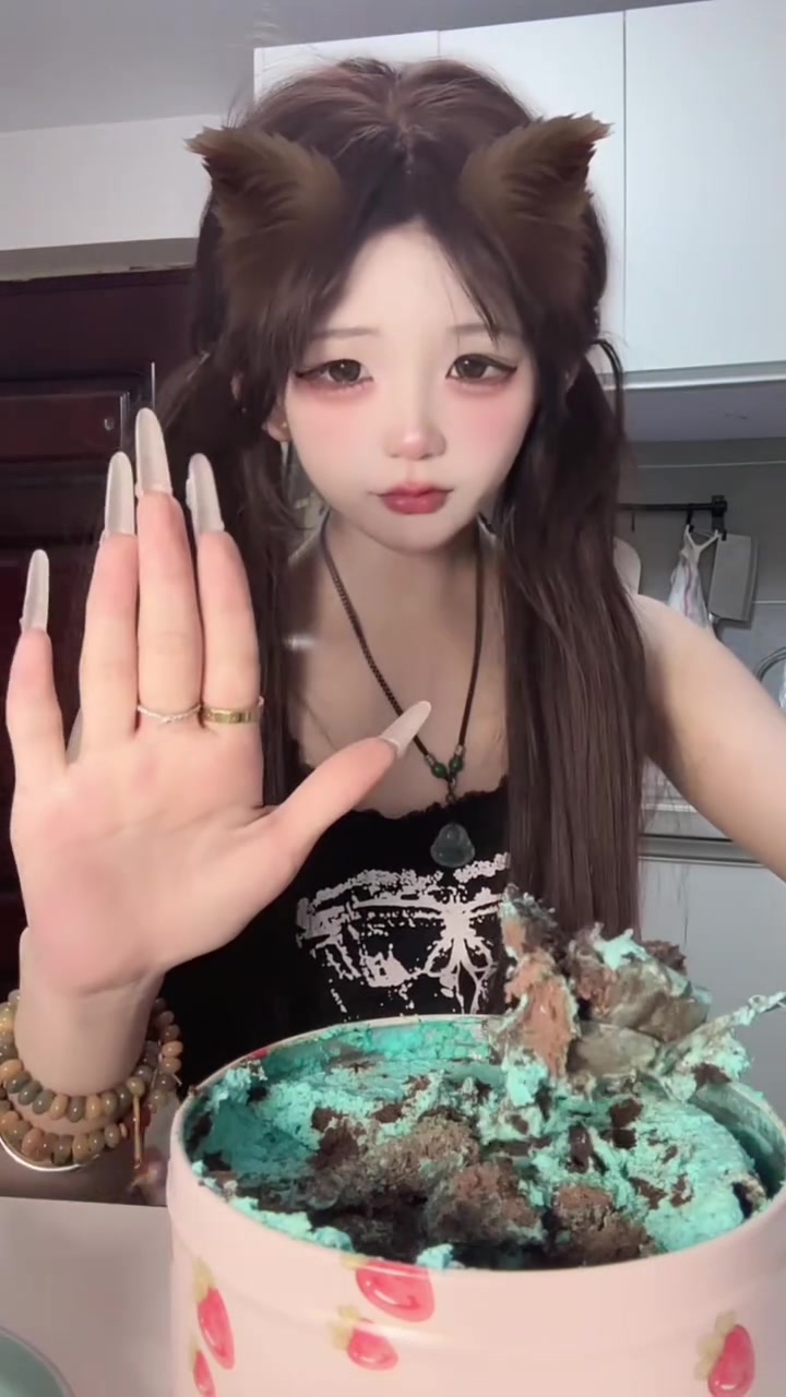 适合夏天吃的罐罐蛋糕真是太好吃啦啦