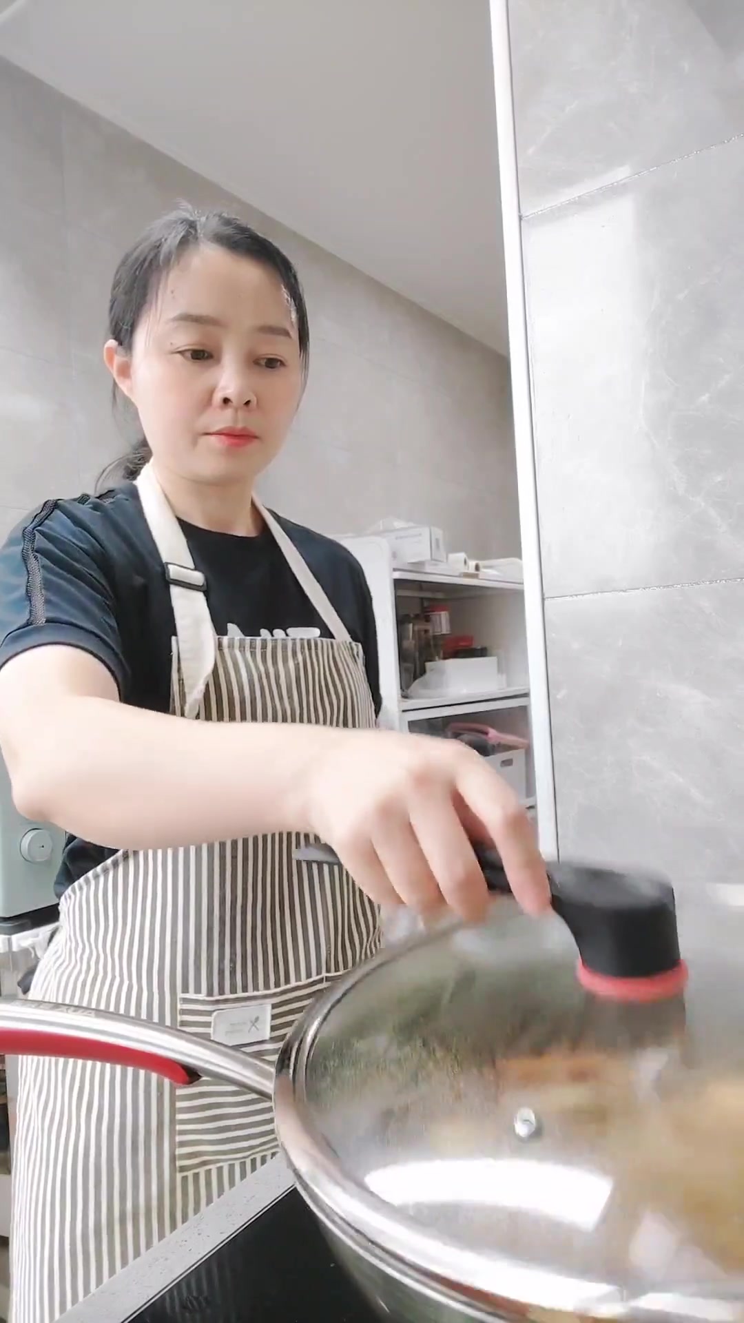 川味红烧排骨面,排骨搭面条,微辣小朋友也能吃