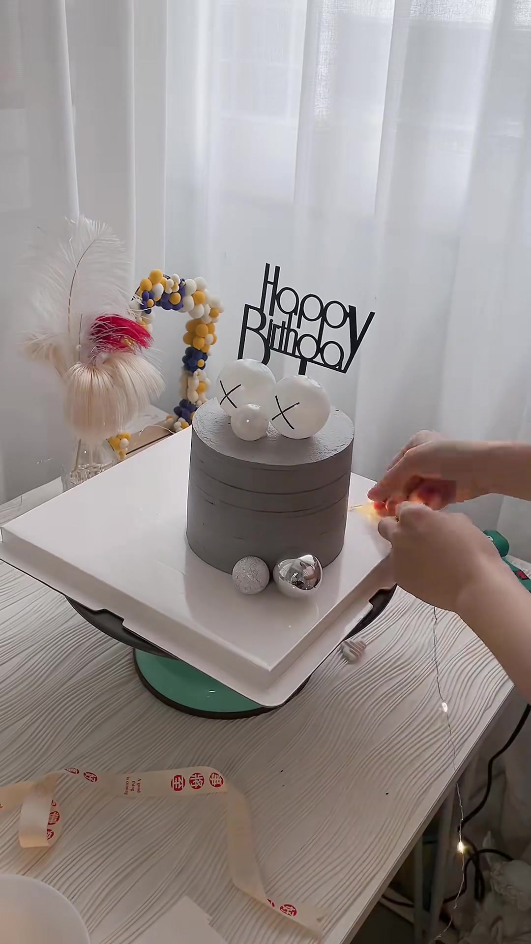 这款慢版蛋糕教程的速度你们喜欢吗？Kaws考斯男士蛋糕教程