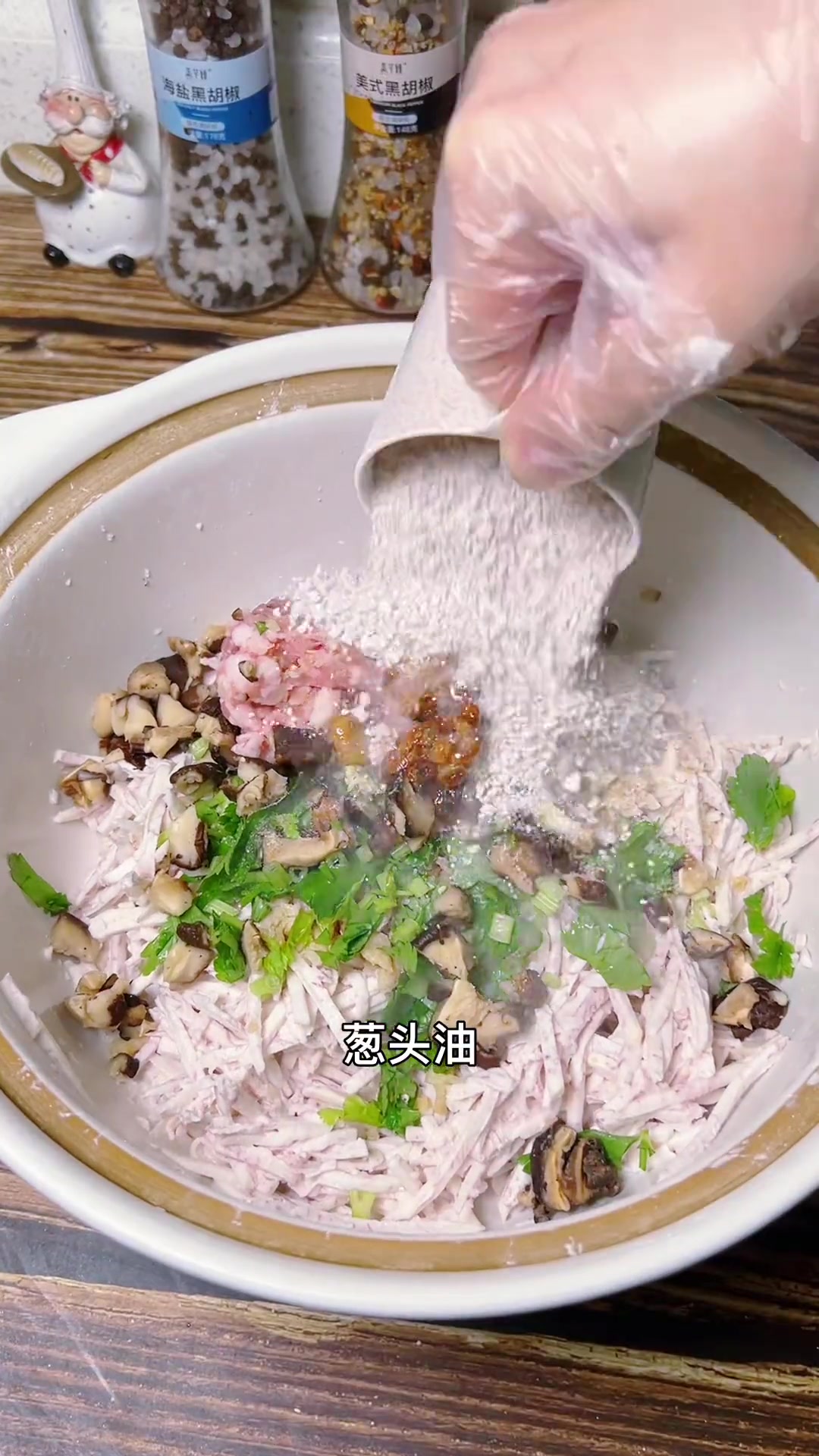 我们闽南特色香芋丸子来了,香芋这样做非常好吃,做法简单美味