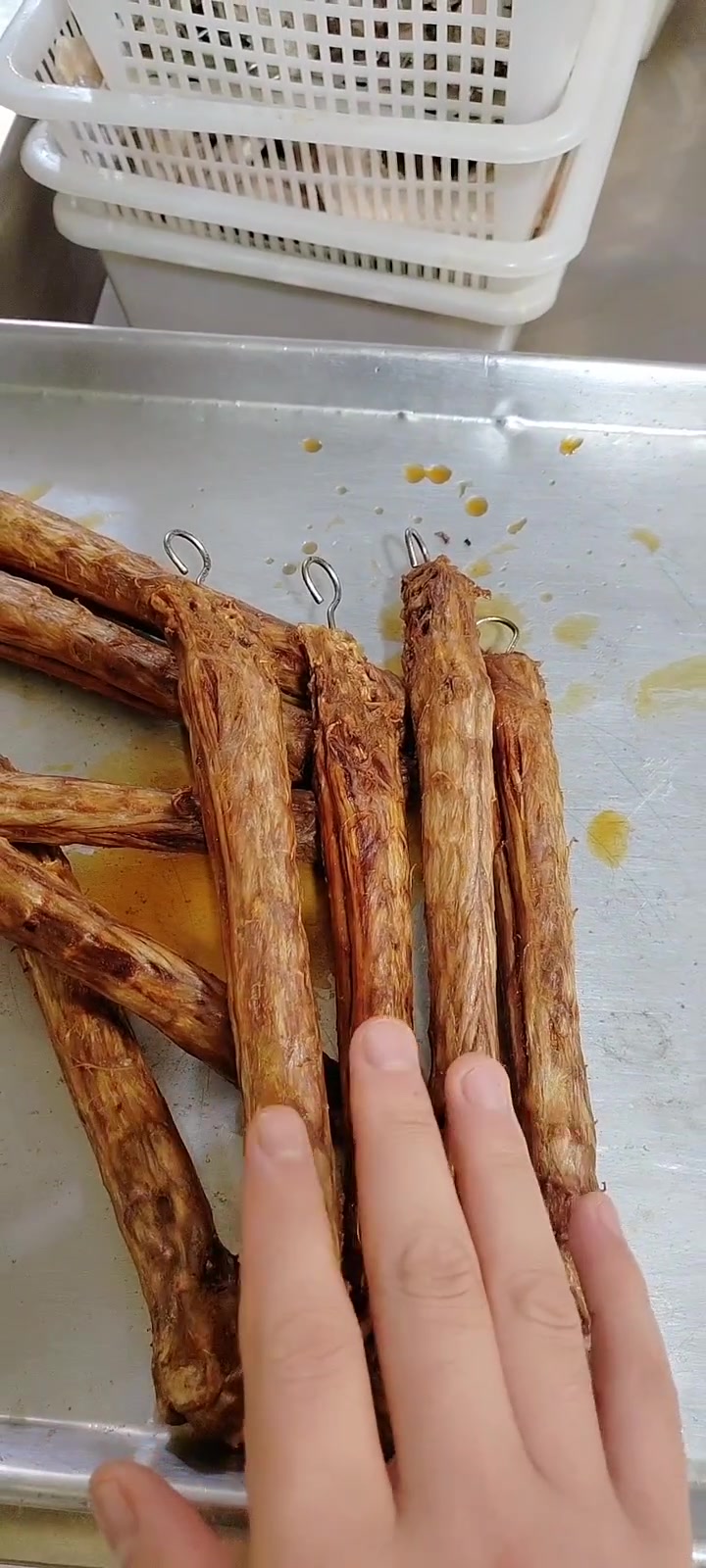 做黑鸭同行可试试，这味超霸道，比麻辣风干鸭脖好吃