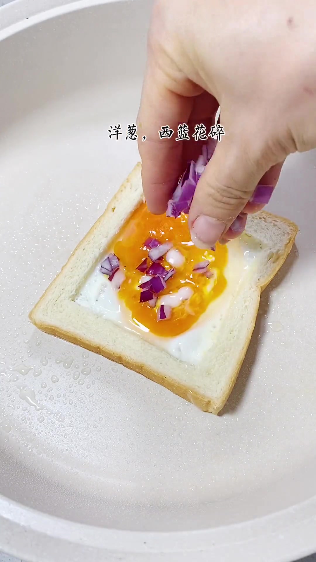 圣诞节快到了,给孩子做个创意满满的圣诞节早餐吧,营养和爱都在里面