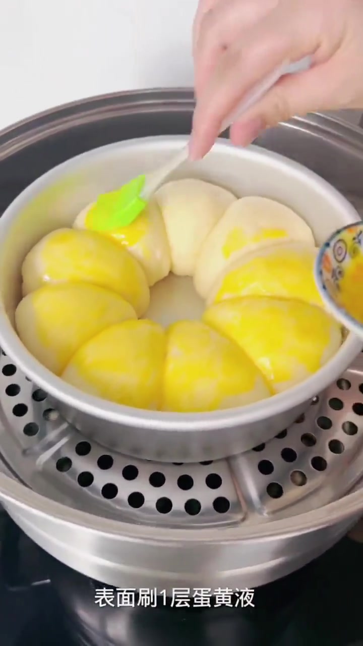 不用烤箱,不用打蛋器的蒸蛋糕教程来了
