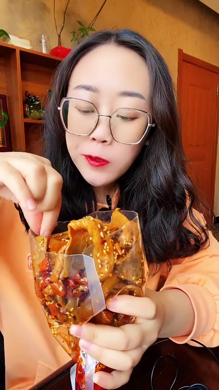 要说食材丰富,必然是鸭脆肚杂烩,一次可以吃到5种食材,老满足了!
