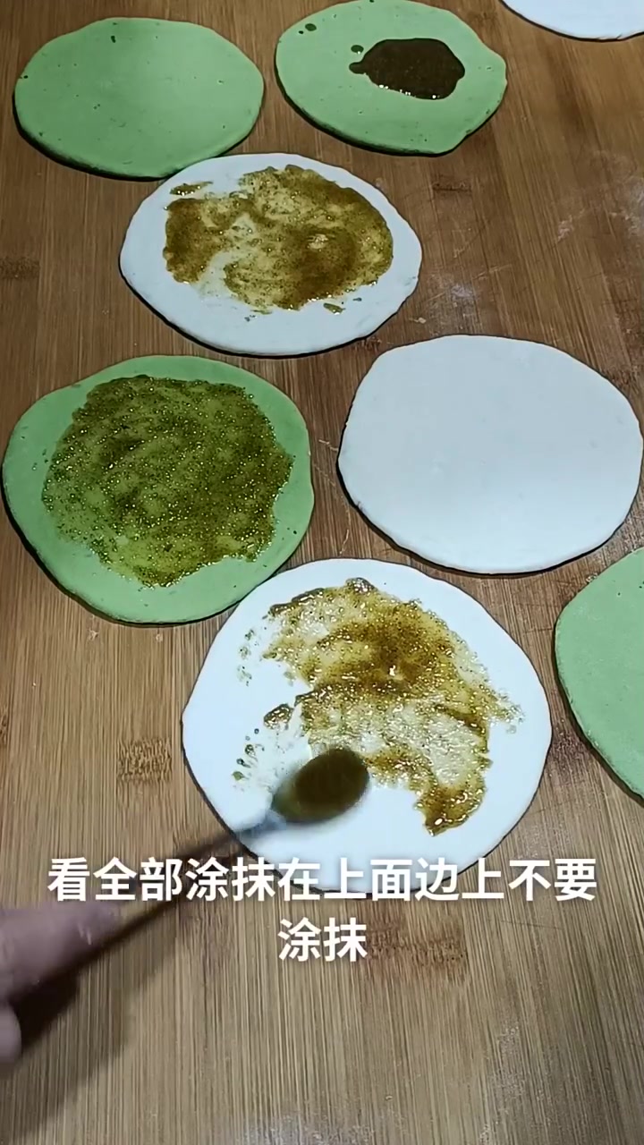 蓬松双色花卷做法简单孩子超爱快试试