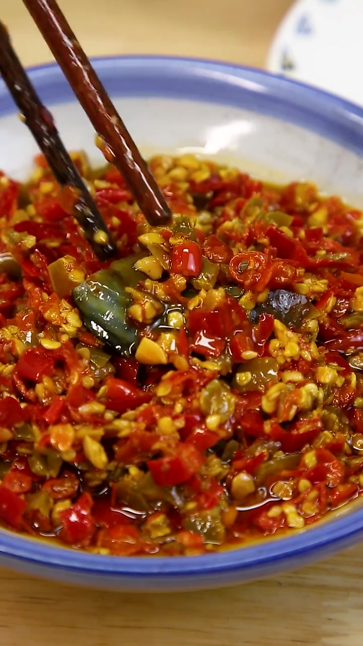 南方人难接受的北方小吃大葱炸梅干菜香不香？