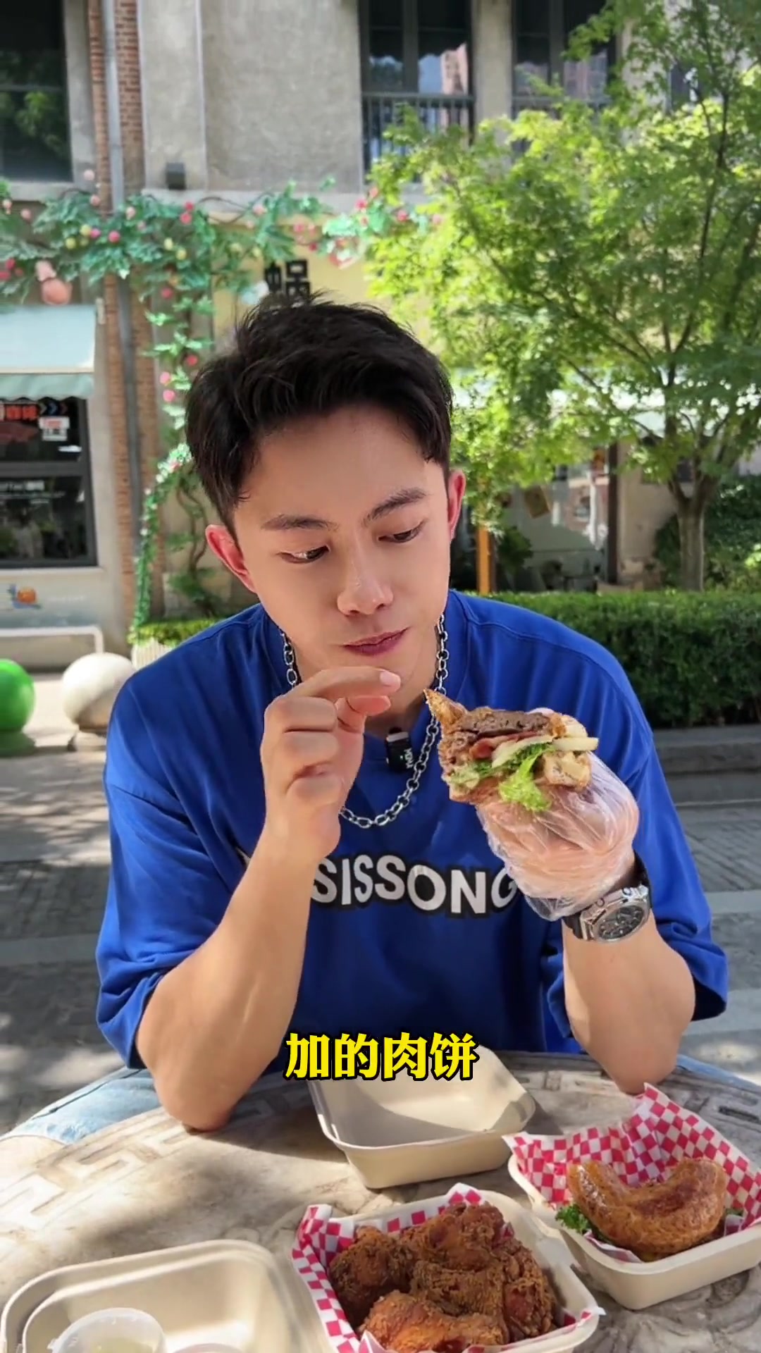 爷爷奶奶开的M式汉堡店？你吃过吗？