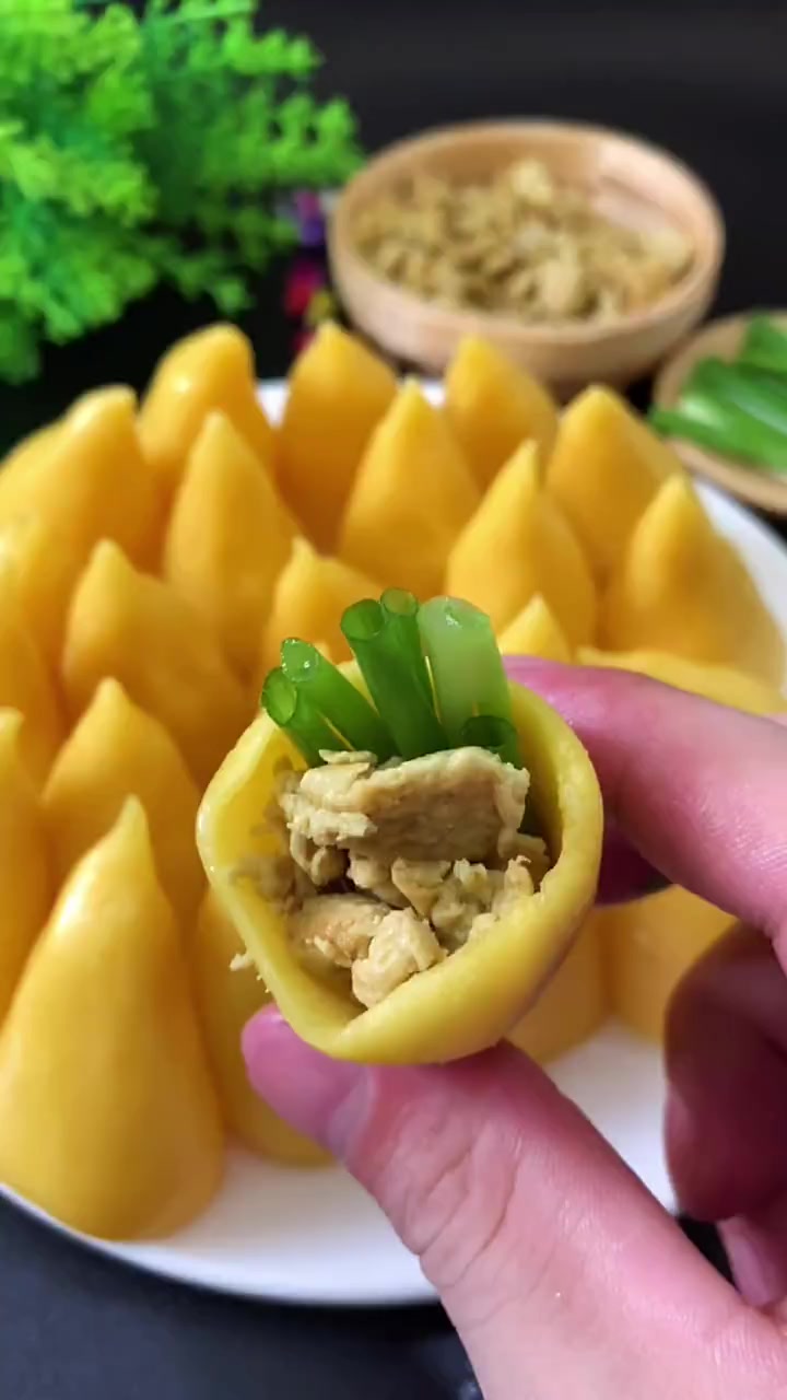 窝窝头这样做更好吃,你在家做的为什么嚼不动?跟着我的步骤做准没错,喜欢的点赞关注,每天更新