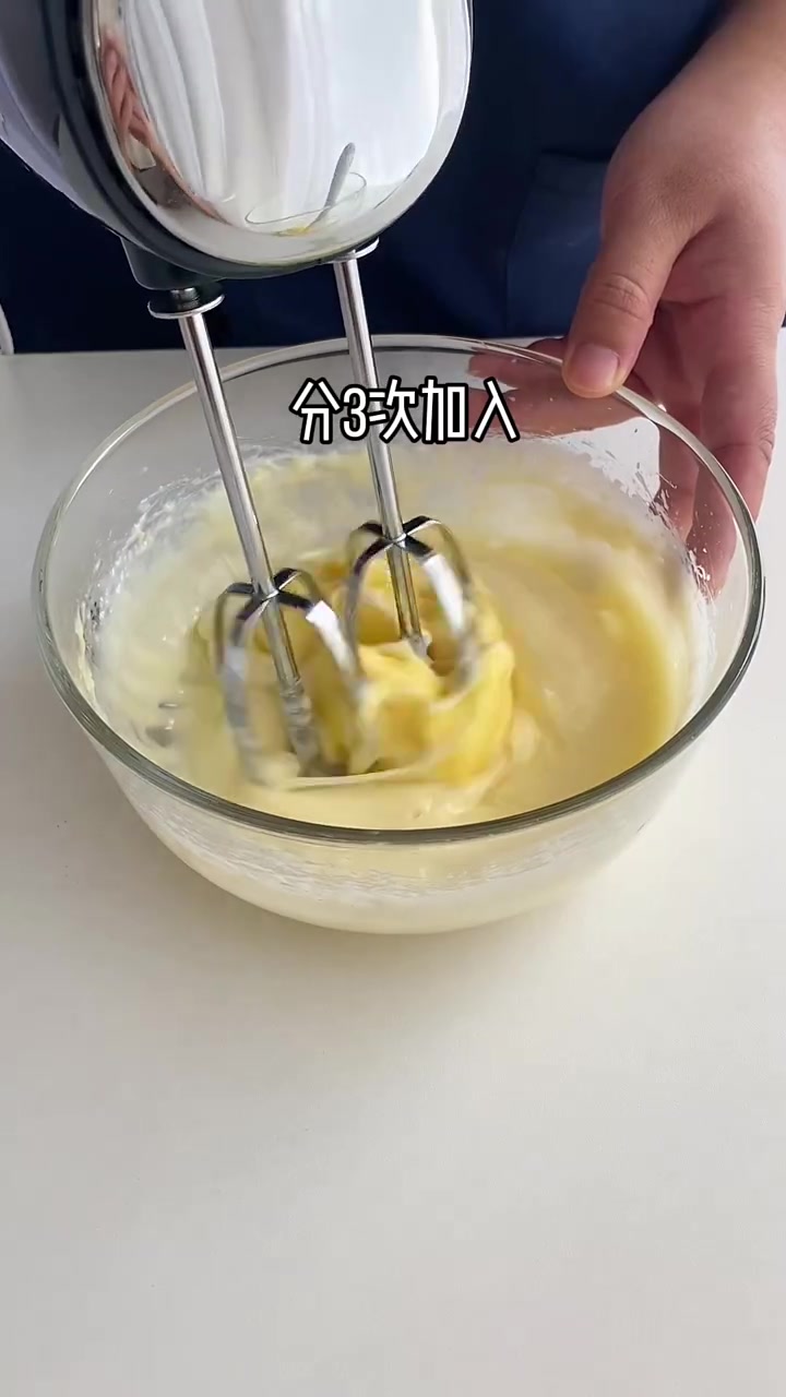 裱花纹路立体清晰不易化,超实用意式奶油霜,配方给你们搞到啦