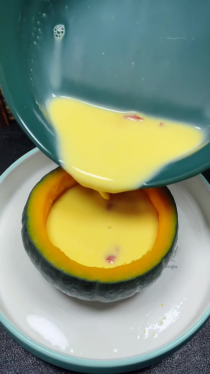 在家必做超简单全家爱吃的蒸南瓜教程来啦