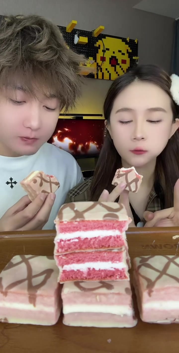 巧克力夹心蛋糕