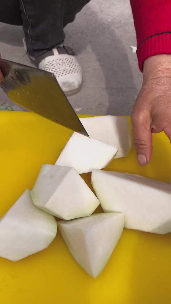 这几天有点费盐你们叫这种菜叫啥名?我们叫玉蔓茎