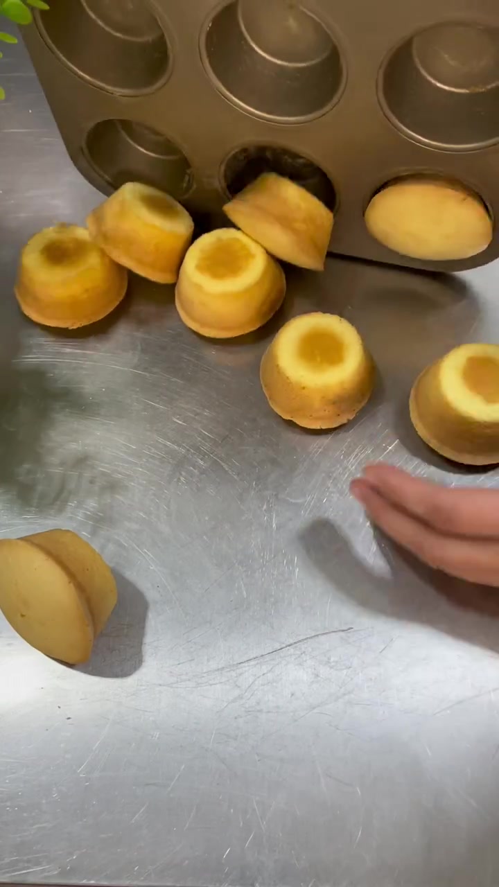 成功复刻达利园蛋黄派