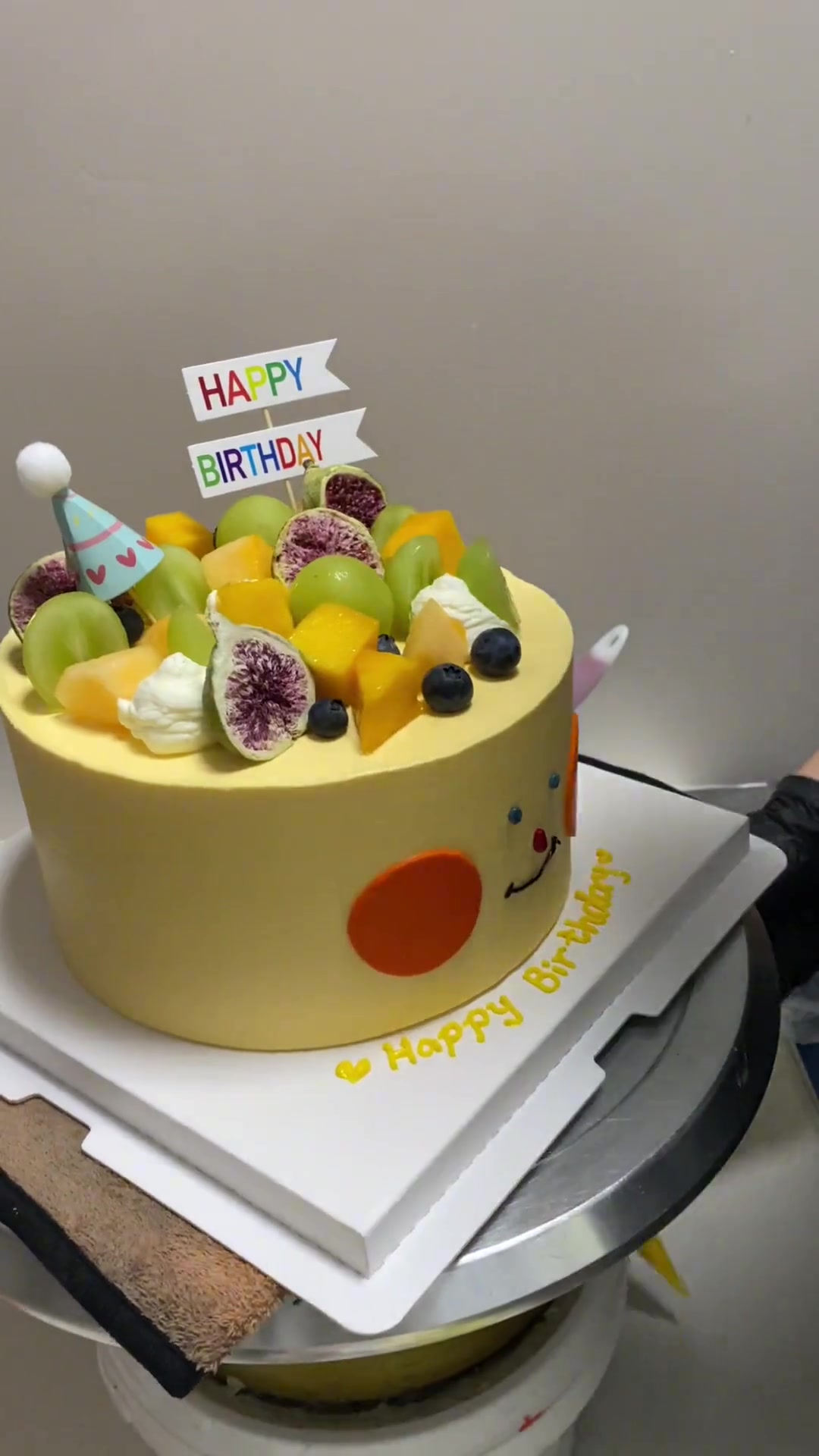 今日是简简单单的水果蛋糕