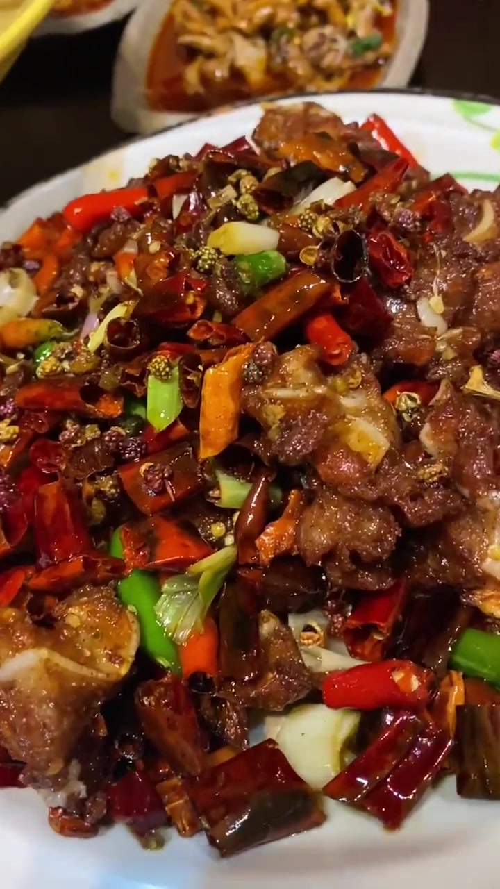 重庆江湖菜吃了,金色印象去了,博物馆,山城巷逛了