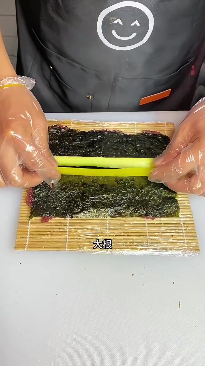 做黑筋脆寿司食材