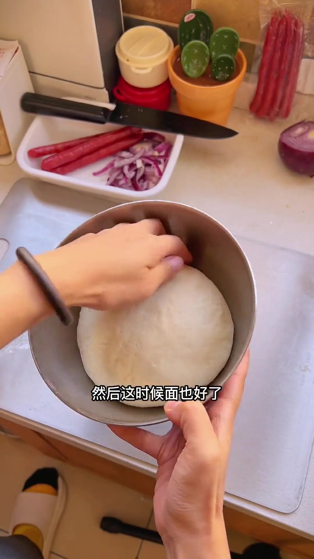 番茄辣牛肉披萨,有了好人家鲜番茄的助力,在家就能搞定